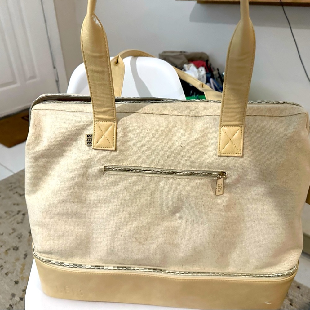 Beis travel bag